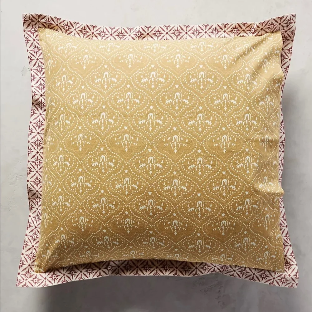 Anthropologie Meguro Euro Shams - Picture 2 of 3